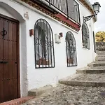 Cueva de Lindaraja